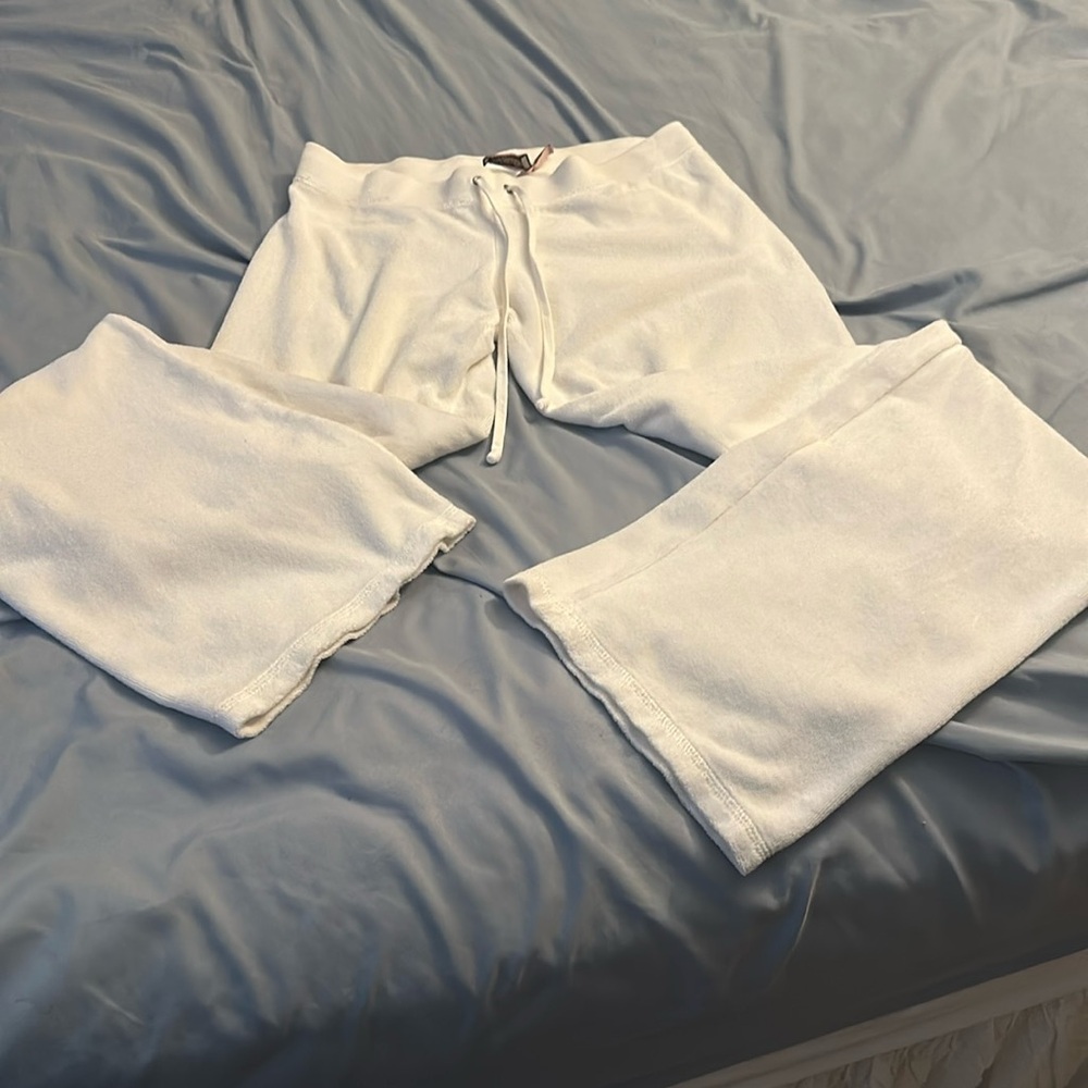 White Terry cloth juicy couture outfit